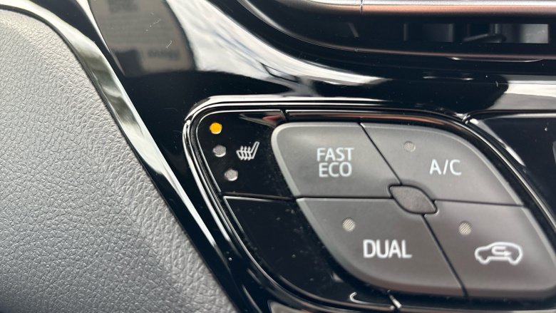 Toyota C-HR 1.8 Hybrid Design 5dr CVT Hybrid Hatchback